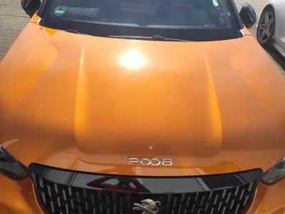 Gebraucht Peugeot 2008 GT 155 PS (114 kW) 2020 Orange SUV