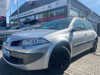 Usata Renault Mégane II Privilege 111 CV (81 kW) 2006 Argento Berlina