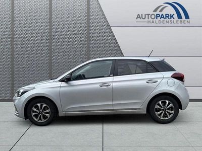 Gebraucht Hyundai i20 YES! 101 PS (74 kW) 2019 Sleek silver / met Kleinwagen
