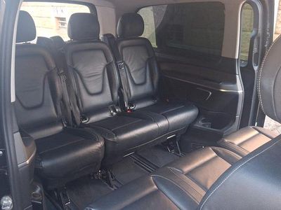 Mercedes V220