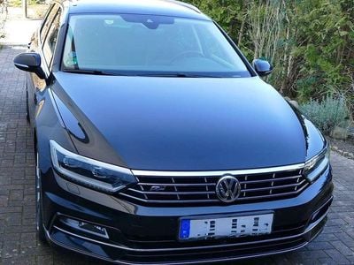 Gebraucht VW Passat Highline 239 PS (175 kW) 2015 Schwarz Kombi