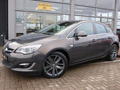 Gebraucht Opel Astra Exklusiv 165 PS (121 kW) 2014 Grau Limousine