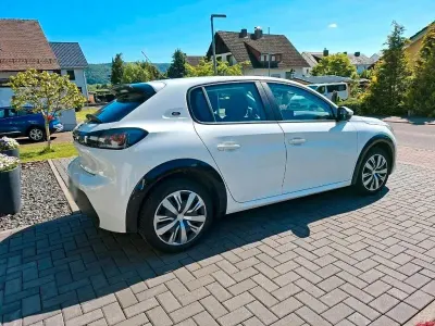 Gebraucht Peugeot e-208