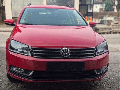 Gebraucht VW Passat 140 PS (102 kW) 2011 Rot Kombi