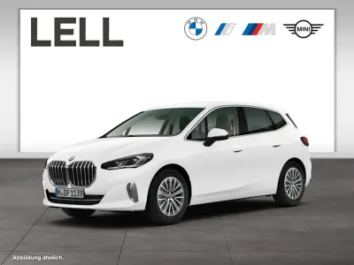 Gebraucht BMW 218 Active Tourer Luxury Line 136 PS (100 kW) 2023 Weiß Van / Kleinbus