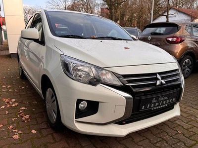 Weiß Gebraucht 2022 Mitsubishi Space Star Spirit Kleinwagen | 11.990 € (Etwas zu teuer)