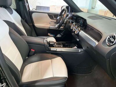 Mercedes GLB250