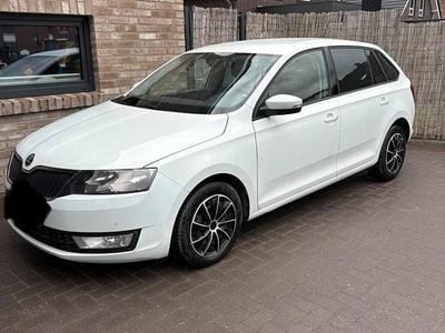 Gebraucht Skoda Rapid 90 PS (66 kW) 2017 Weiß Kleinwagen