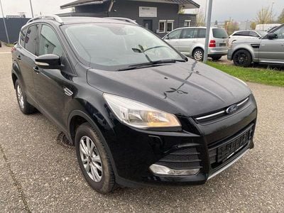 Usata Ford Kuga 150 CV (110 kW) 2015 Nero SUV