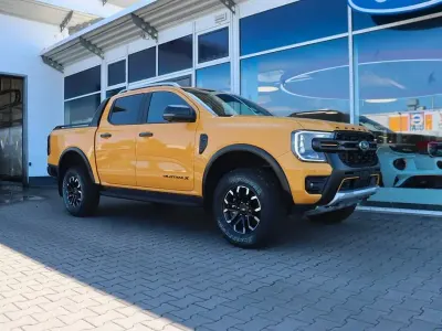 Neu Ford Ranger Wildtrack 205 PS (150 kW) 2026 Orange Pickup