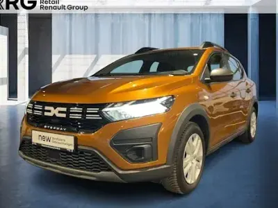 Brugt Dacia Sandero Essentiel 101 HK (74 kW) 2024 Orange Sedan
