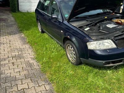 gebraucht Audi A6 2,4l Avant Unfall