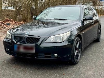 Gebraucht BMW 523 177 PS (130 kW) 2006 Schwarz Limousine