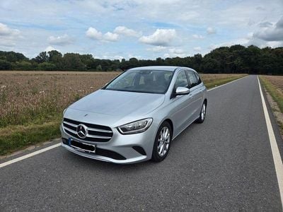 Mercedes B180