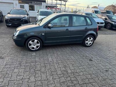 Gebraucht VW Polo Comfortline 101 PS (74 kW) 2003 Blau Kleinwagen