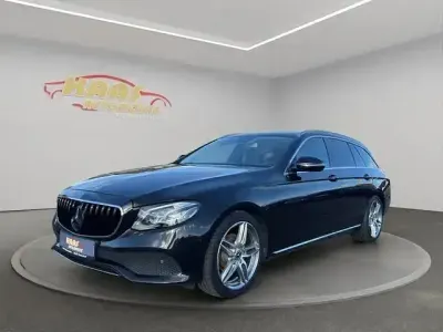 Używany Mercedes E220 AMG 194 KM (142 kW) 2017 Czarny Kombi
