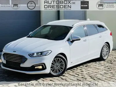 Używany Ford Mondeo Titanium 190 KM (139 kW) 2021 Biały Kombi
