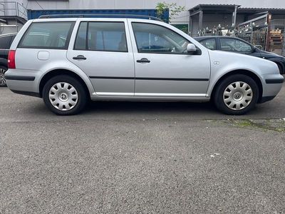 VW Golf IV