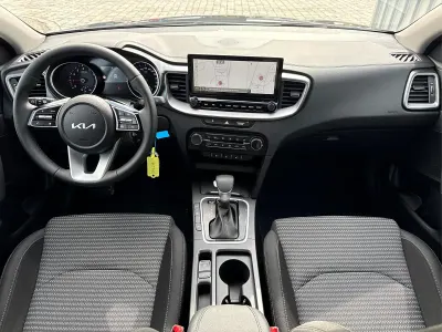 Nowe Kia XCeed Style 150 KM (110 kW) 2026 Srebrny SUV