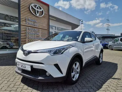 Gebraucht Toyota C-HR 116 PS (85 kW) 2019 Super white 2 SUV