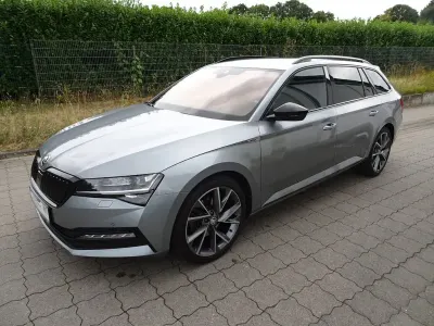 Gebraucht Skoda Superb SportLine 190 PS (139 kW) 2020 Grau Kombi