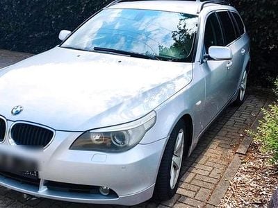 BMW 525
