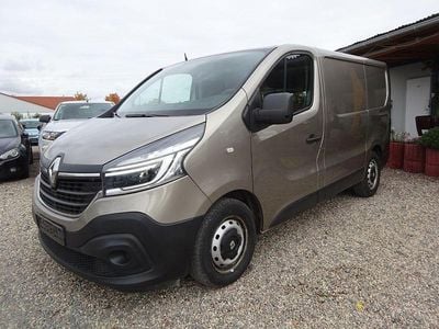 Gebraucht Renault Trafic Komfort 120 PS (88 kW) 2019 Grün Van / Kleinbus