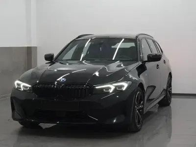 Gebraucht BMW 330 M Sport 245 PS (180 kW) 2025 Schwarz Limousine