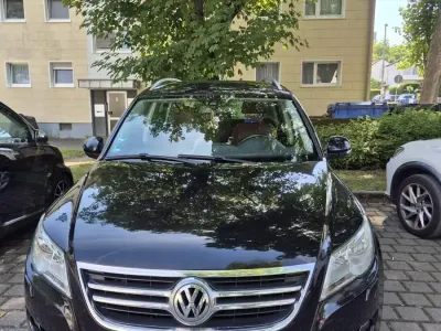 Gebraucht VW Tiguan 140 PS (102 kW) 2009 Schwarz SUV