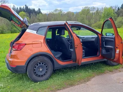 Używany Seat Arona FR 116 KM (85 kW) 2019 Pomarańczowy SUV