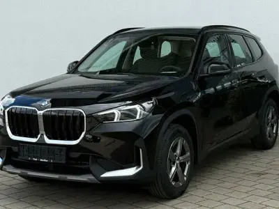 Neu BMW X1 136 PS (100 kW) 2026 Schwarz SUV