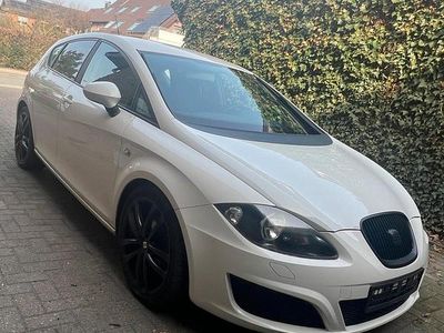 Gebraucht Seat Leon 125 PS (91 kW) 2009 Weiß Kleinwagen