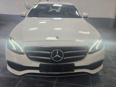 Gebraucht Mercedes E220 194 PS (142 kW) 2019 Weiß Kombi