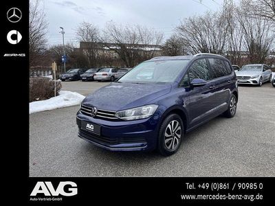 Blau Gebraucht 2022 VW Touran Active Van / Kleinbus | 25.900 € (Fairer Preis)