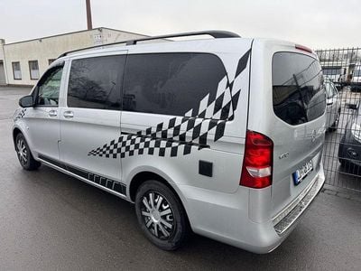 Gebraucht Mercedes V220 163 PS (119 kW) 2020 Silber Van / Kleinbus