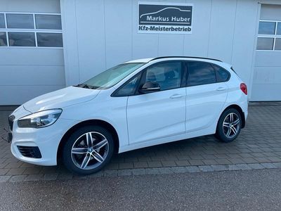 Weiß Gebraucht 2014 BMW 218 Sport Line Limousine | 9.999 € (Fairer Preis)