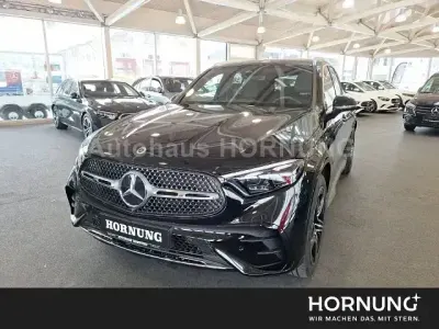 Gebraucht Mercedes GLC300 AMG 269 PS (197 kW) 2026 Schwarz SUV