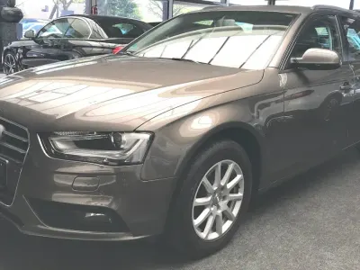 Gebraucht Audi A4 Attraction 177 PS (130 kW) 2014 Kombi