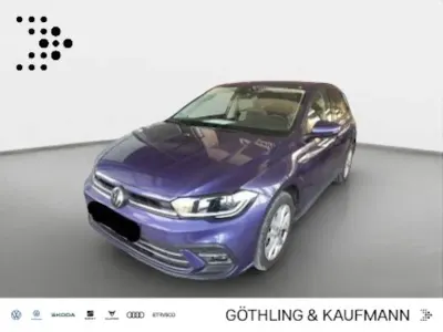Używany VW Polo Style 95 KM (69 kW) 2021 Purpurowy Hatchback