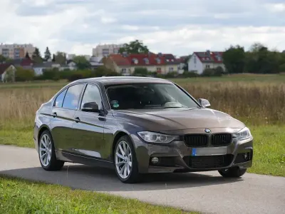Gebraucht BMW 335 Performance 306 PS (225 kW) 2012 Braun Limousine