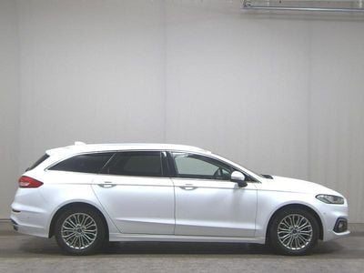 Second-hand Ford Mondeo Titanium 190 CP (139 kW) 2022 Alb Break