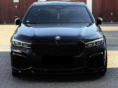 Gebraucht BMW 750L Sport Line 530 PS (389 kW) 2020 Blau Limousine