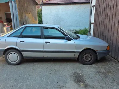 Gebraucht Audi 80 90 PS (66 kW) 1990 Silber Limousine