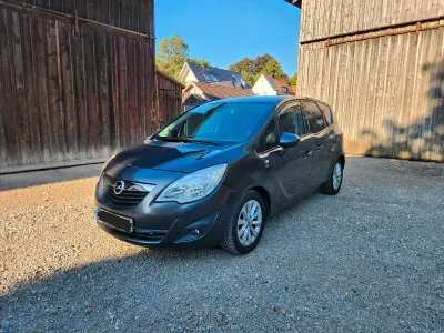 Gebraucht Opel Meriva 140 PS (102 kW) 2012 Grau Van / Kleinbus