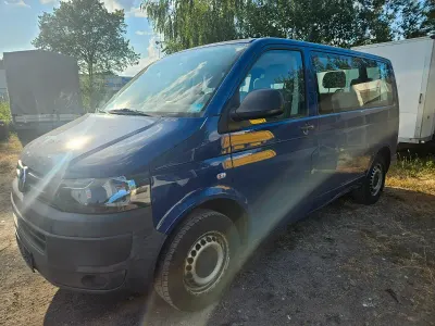 Gebraucht VW Multivan 85 PS (62 kW) 2011 Blau Van / Kleinbus