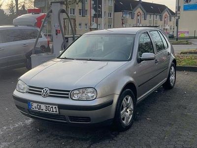 Gebraucht VW Golf IV 101 PS (74 kW) 2002 Grau Kleinwagen