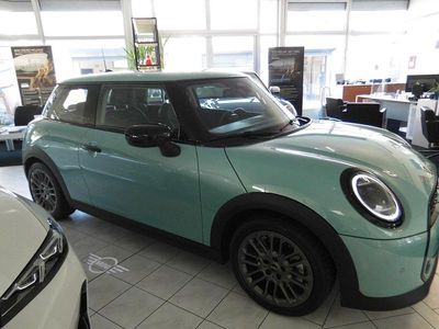 Gebraucht Mini Cooper Classic 156 PS (114 kW) 2024 Grün Kleinwagen