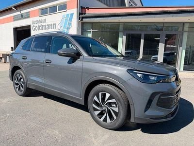 Neu VW Tiguan Life 150 PS (110 kW) 2026 Delfingrau SUV
