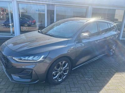Usata Ford Focus ST-Line 125 CV (91 kW) 2024 Grigio Station wagon