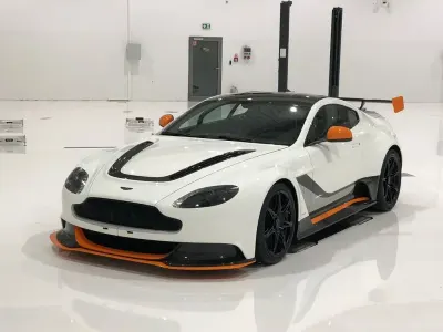 Gebraucht Aston Martin V12 Vantage 604 PS (444 kW) 2016 Weiß